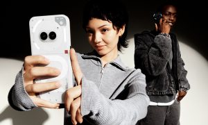 Kulaklık hediyeli Nothing Phone (2a) tüm pazaryerlerinde bugün satışta