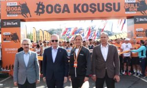 BtcTurk Boğa Koşusu’nda binlerce kişi yarıştı