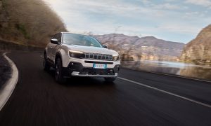 Jeep® “Avenger e-Hybrid” Türkiye’de!