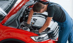 Uzun yol sonrası otomobil bakımı