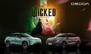 Chery OMODA 5 PRO, Wicked Filmine Özel Giydirmeleriyle Sahneye Çıktı!