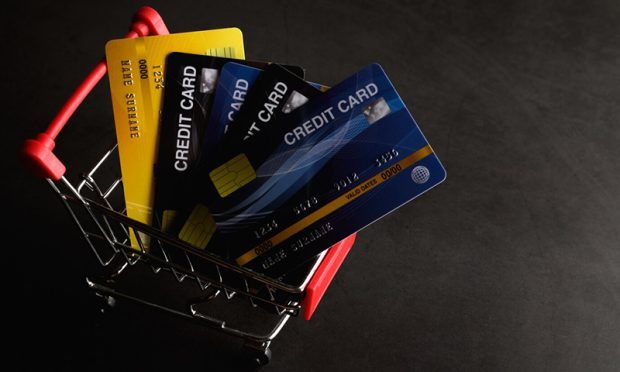 Kullanılmayan Kredi Kartını Kapatmak Doğru mu? Kredi Notuna Etkisi Ne Olur?