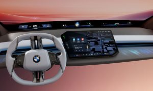 Yeni BMW Panoramic iDrive ve BMW İşletim Sistemi X