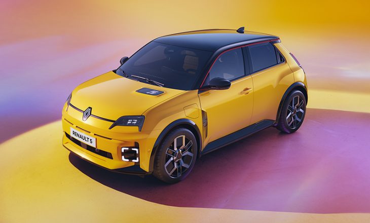 Renault 5 E-Tech Elektrikli: Şehrin Yeni Pop İkonu Türkiye’de!