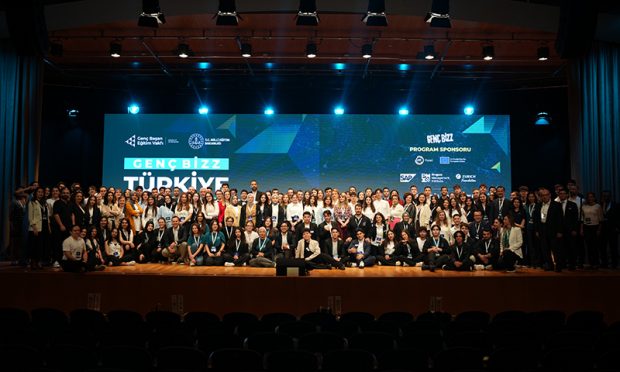 GençBizz Lise Girişimcilik Programı’nın 26. Türkiye Finali Tamamlandı!