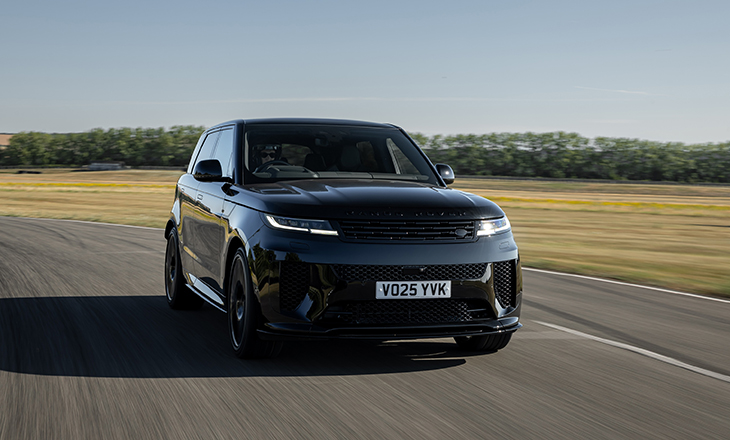Goodwood Festival of Speed 2025’te Range Rover, Defender, Discovery ve Jaguar Rüzgarı