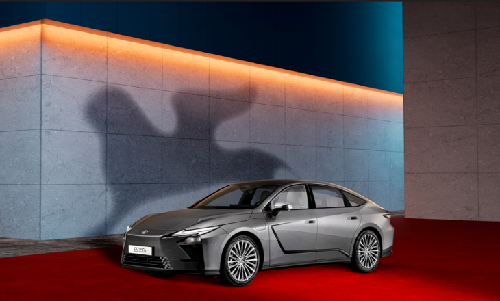 Yeni Lexus ES Sedan, 82. Venedik Film Festivali’nde