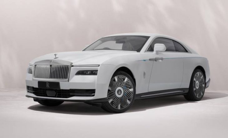 Rolls-Royce Baharın Zarafetini “Spectre Inspired by Primavera” ile Geleceğe Taşıyor