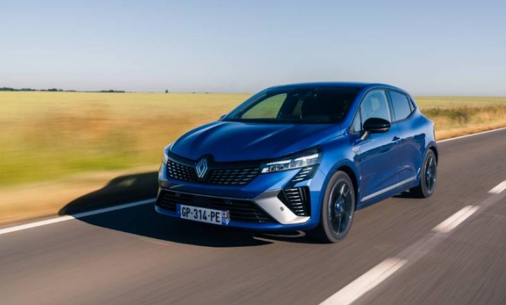 ZİRVENİN SAHİBİ YİNE RENAULT!