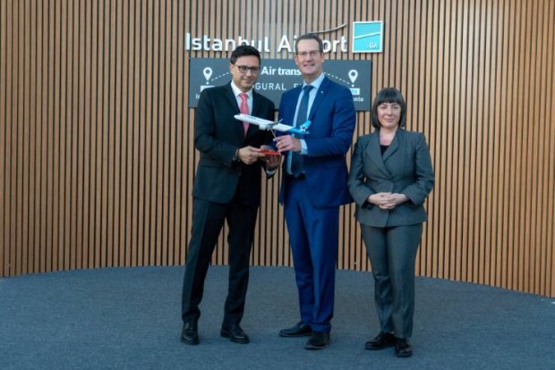 Kuzey Amerika’dan İGA İstanbul Havalimanı’na ilk düzenli uçuş: Air Transat seferlerine başladı
