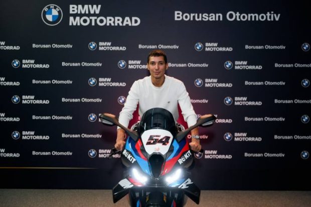 BMW Motorrad’dan Toprak Razgatlıoğlu’na Özel Hediyesi!