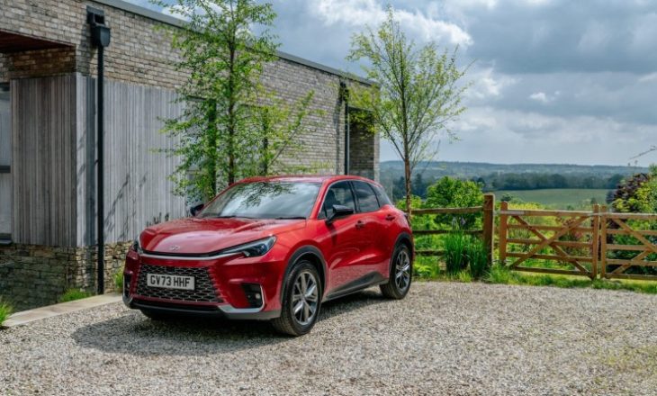 Lexus’un Sıra Dışı SUV’u LBX’e Yeni Bir Ödül Daha Takdim Edildi