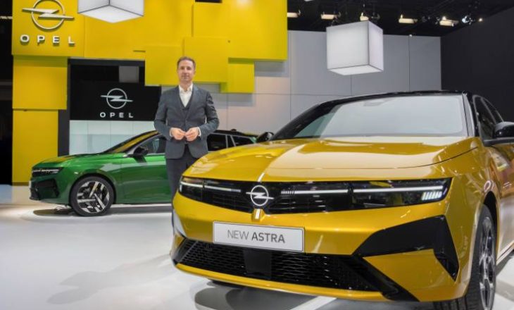 Yeni Astra’nın dünya prömiyeri Brüksel Otomobil Fuarı’nda gerçekleşti