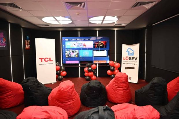 TCL Electronics Türkiye’den LÖSEV’li çocuklara özel sinema odası