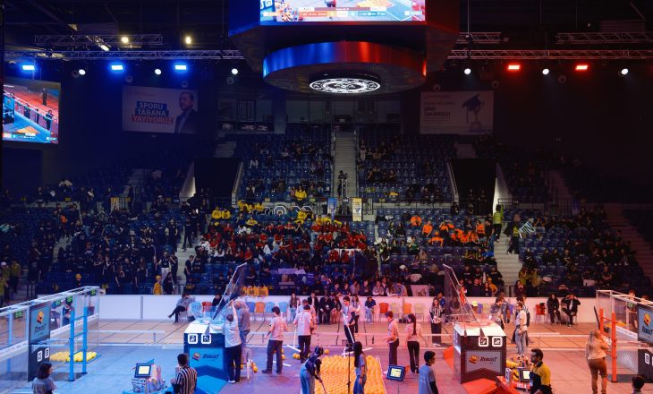 Turknet’in Gigafiber desteğiyle liseli takımlar FRC 2026’nın İkinci Etapında!