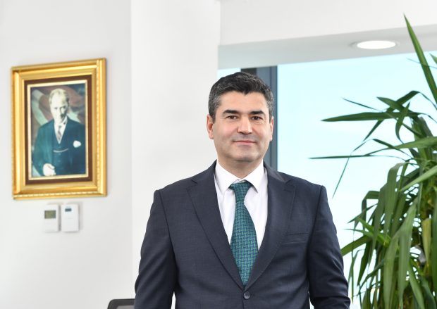 İşNet CEO’su Mehmet Fahri Can
