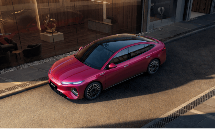 BYD, Pekin Otomobil Fuarı’nda Teknoloji Şovu Yaptı