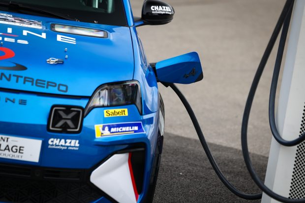 Motor Sporlarında Yeni Bir Çağ: Elektrikli Ralli Dönemi Başladı