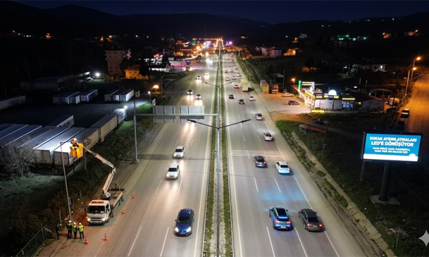 Sokak Aydınlatmaları LED’e Dönüşüyor: YEDAŞ’tan Dev Enerji Tasarrufu Hamlesi