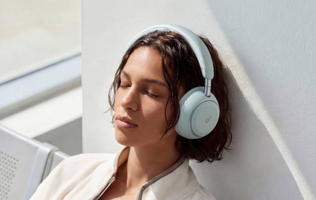 Soundcore’un yeni nesil kulak üstü kulaklığı Space 2’i Türkiye’de!