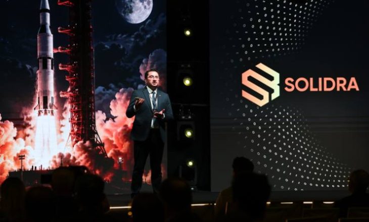 Solidra satın almada yapay zeka ile insan deneyimini buluşturuyor