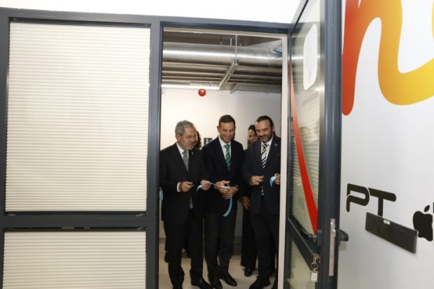 Pozitif Teknoloji’den Ankara Üniversitesi’nin Yeni Nesil Teknoloji Laboratuvarına Destek