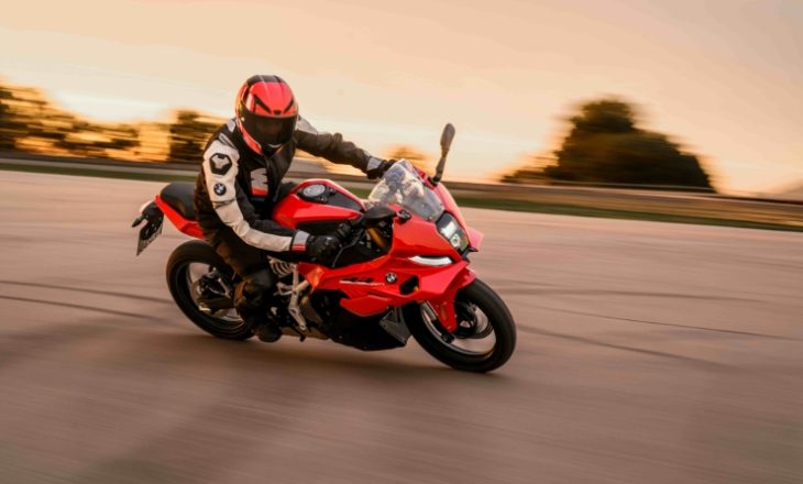 BMW F 450 RR Türkiye’ye Geliyor: 48 HP Motor ve 2027 Satış Tarihi